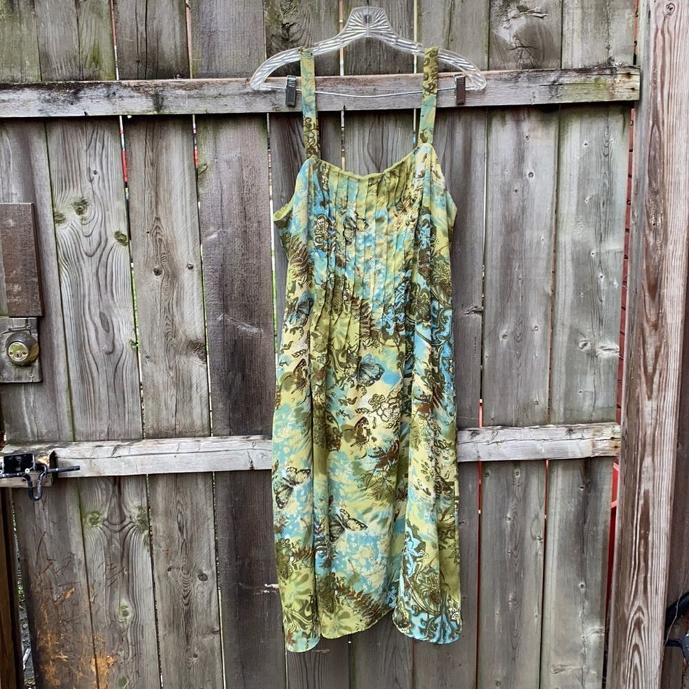 Sandra Darren floral dress sz. 14